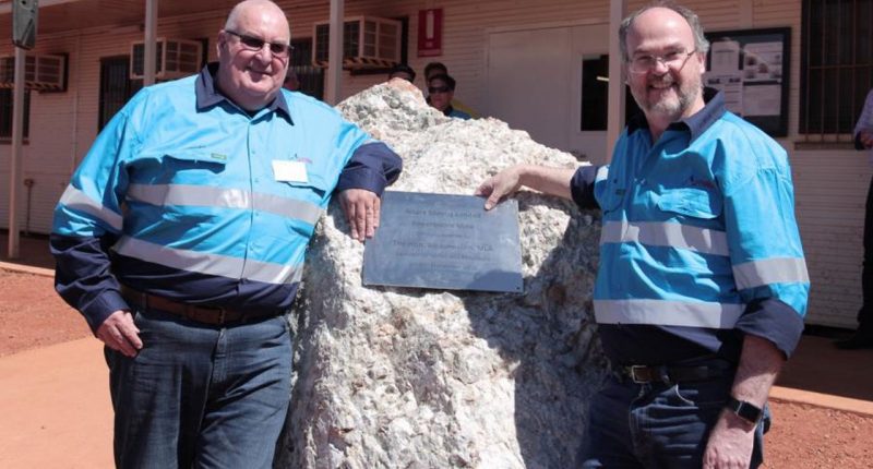 Altura Mining (ASX:AJM) - Managing Director, James Brown (left) & Mines Minister, Bill Johnston (right)