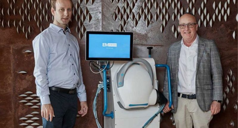 EMVision (ASX:EMV) - Managing Director & CEO, Ron Weinberger (right) and Head of Technology Development, Dr Konstanty Bialkowski (left)