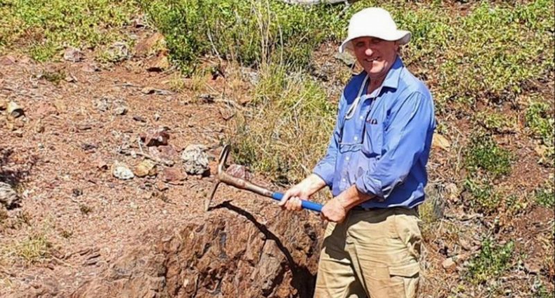 Comet Resources (ASX:CRL) - Consultant Geologist & Project Manager, Mart Rampe