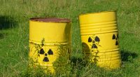 Image of two barrels or uranium.