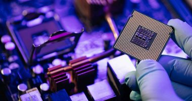 Microchip semiconductor of unknown origin