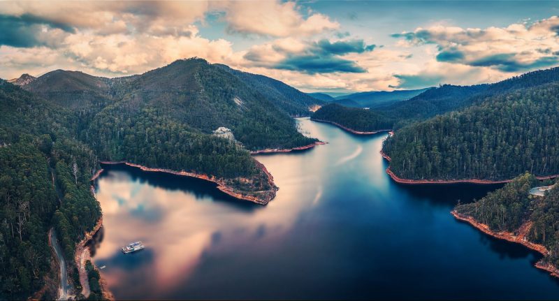 Cethana Lake in Tasmania