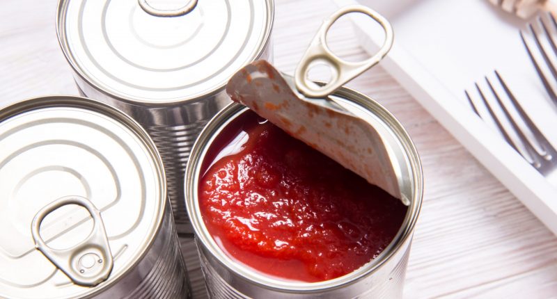 Image of a can of tomatoes