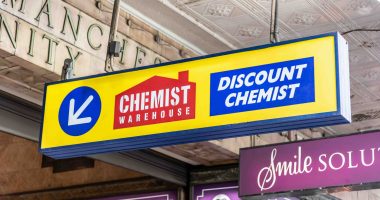 Chemist Warehouse signange