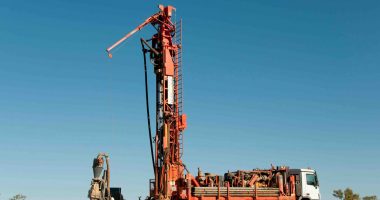 Drill rig in Australian outback