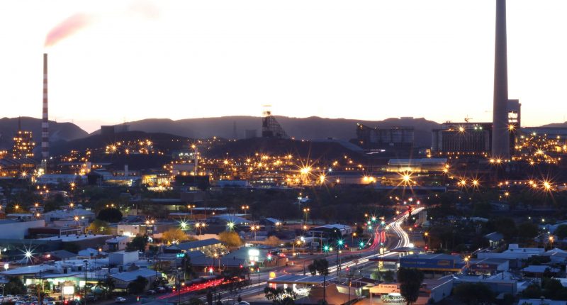 Evening city scape in Mount Isa