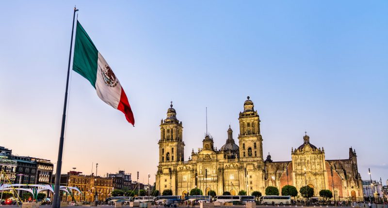 Mexico City flagpole