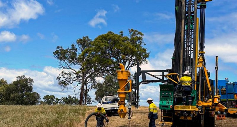 Kula Gold's drilling rigs on-site.