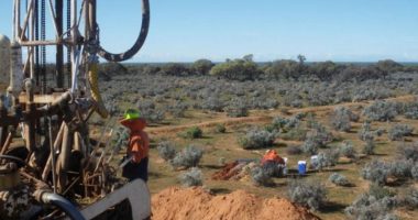 Alligator is ramping up activities at the Samphire uranium project in South Australia.